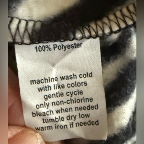 EXERTEK Zebra Activewear Fleece Athleisure Pullover Size XL - Picture 8 of 9